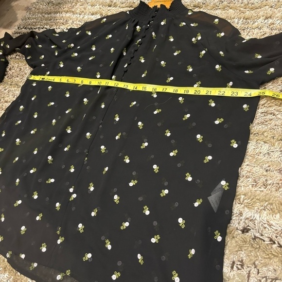 Cabi Medium Top Black Sheer Floral Embroidered Mock Neck Quarter Button Down - Picture 12 of 13